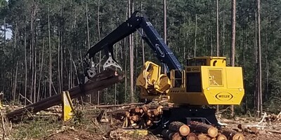 LOGキッカー Forestry-Machine-240HP-Forest-